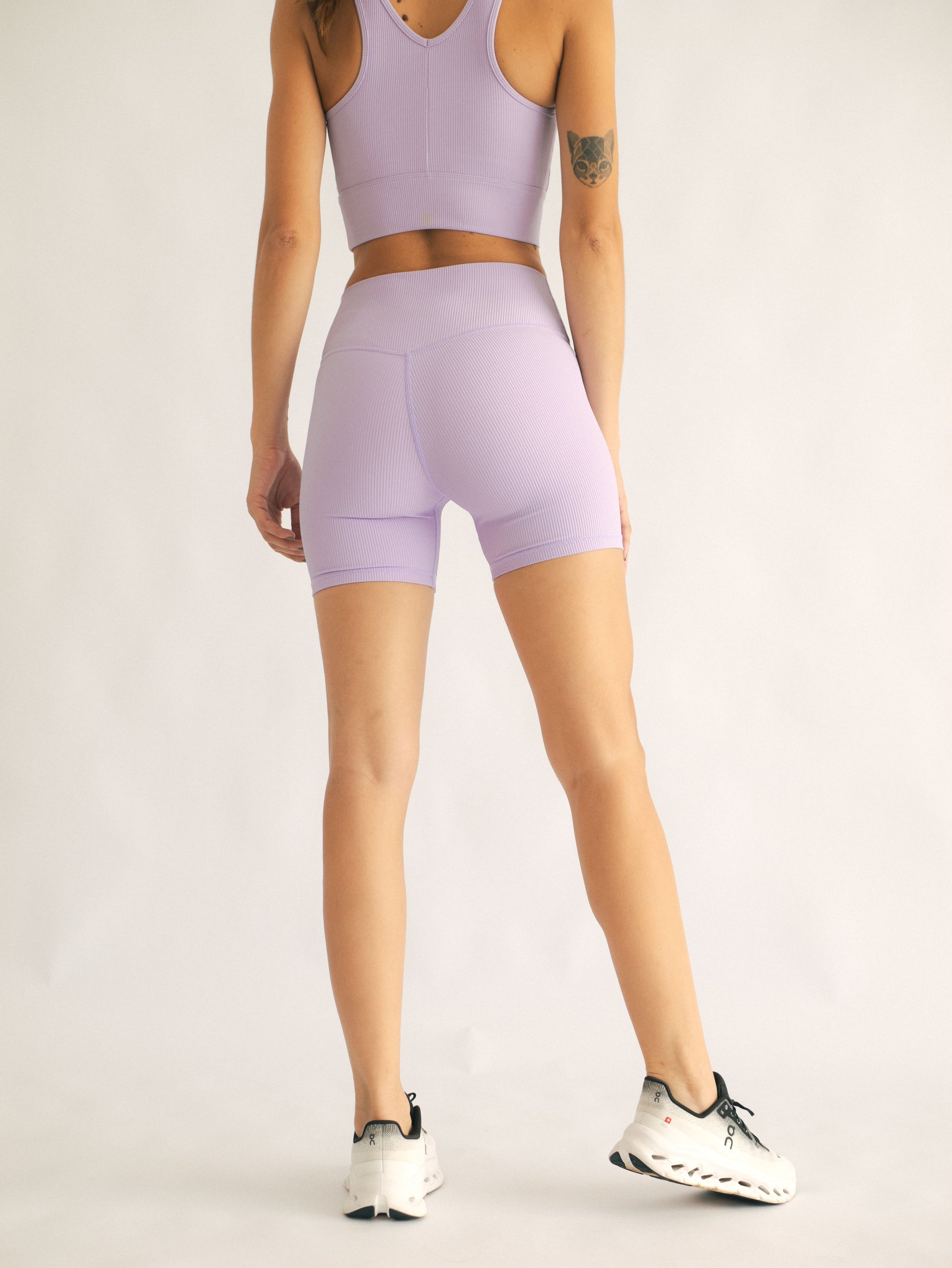 conjunto de gym mujer lavanda Mollter